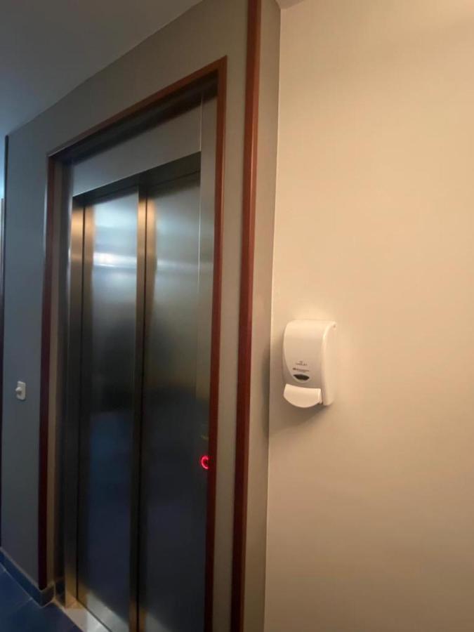 Pension Casa Julio ** كوليريدو المظهر الخارجي الصورة