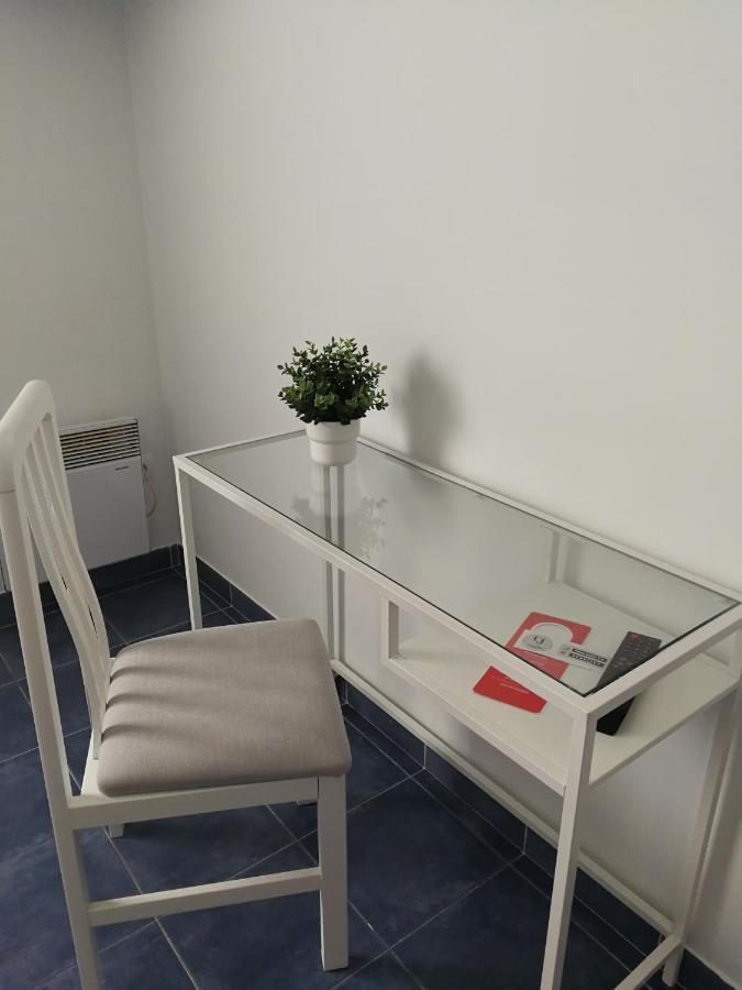 Pension Casa Julio ** كوليريدو المظهر الخارجي الصورة