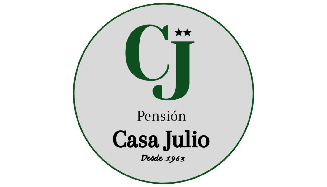 Pension Casa Julio ** كوليريدو المظهر الخارجي الصورة